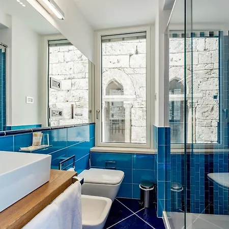 La Del Cavaliere Apartment *